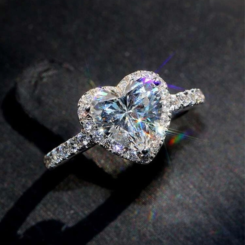 Dimond Heart Luxury Ring